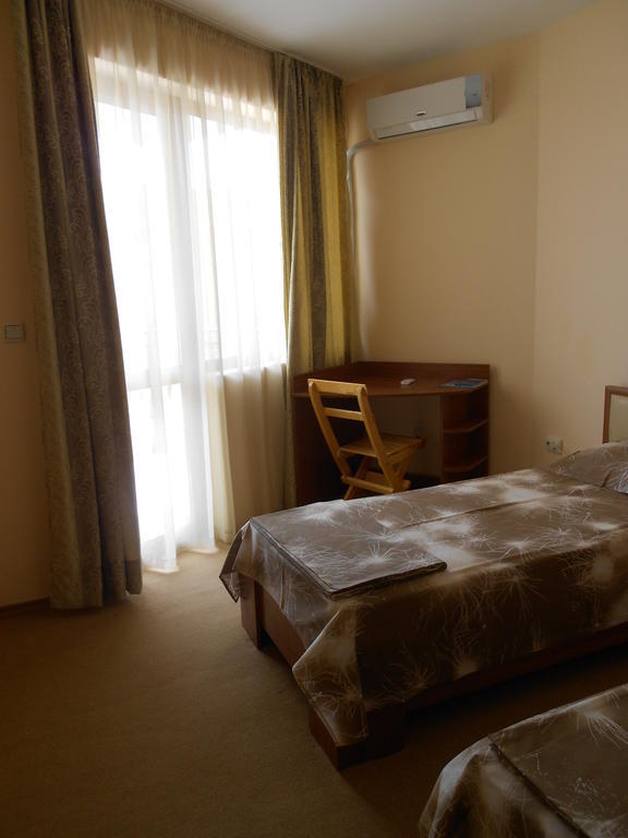Family Hotel Amore Bjala Rum bild