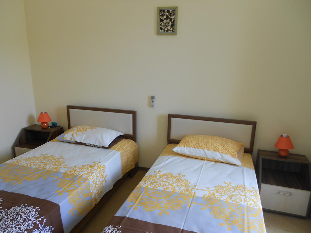 Family Hotel Amore Bjala Rum bild
